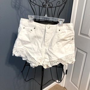 White daisy duke shorts
